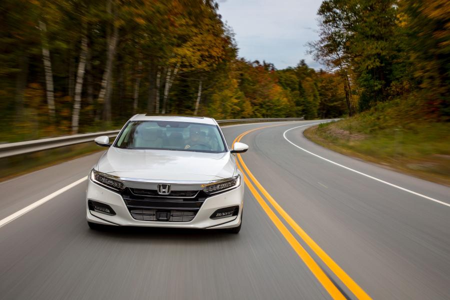  Honda Accord Touring 1.5T 2017 года  (NA) (фото 28 из 33)